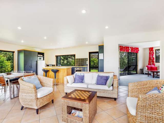 19 Clements Road Matapouri_2