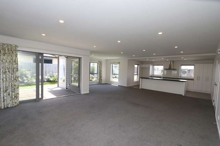 7 Somerset Grove Allenton_8