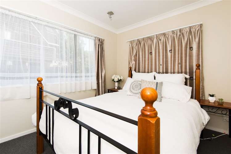 34a Bowes Crescent Strathmore Park_4