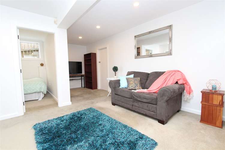 192 Townsend Road Miramar_16