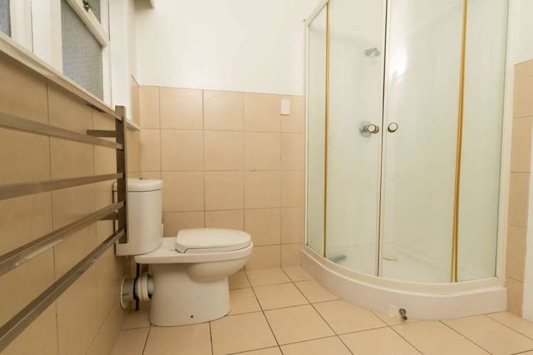 6 Swanson Road Henderson_17