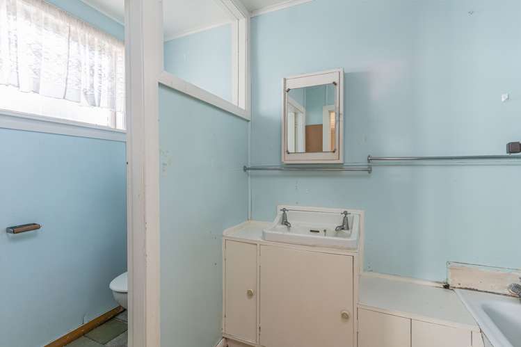 2 Crawford Street Featherston_10