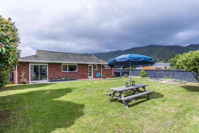 27 Rewarewa Crescent Waikanae_2