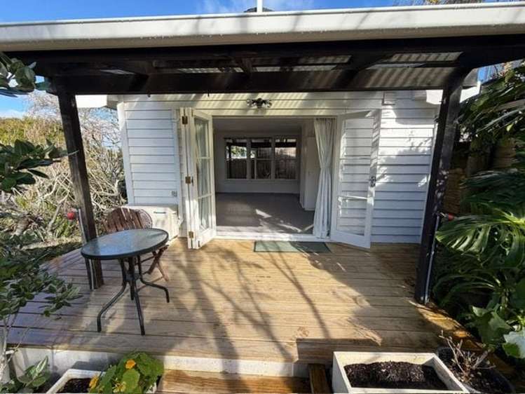 36A Rame Road Greenhithe_5