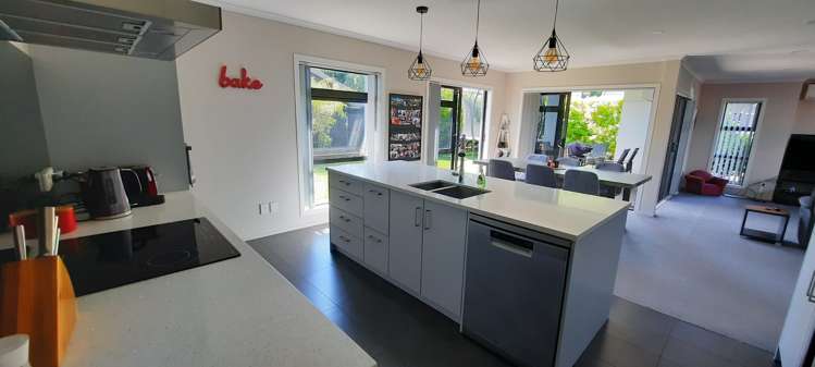 5 Ashton Way Huntington_12