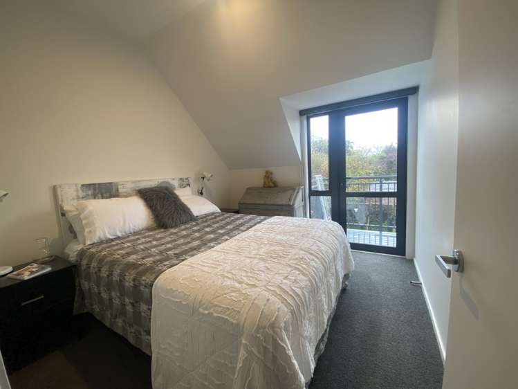 13/27 Cornwall Street Saint Albans_5