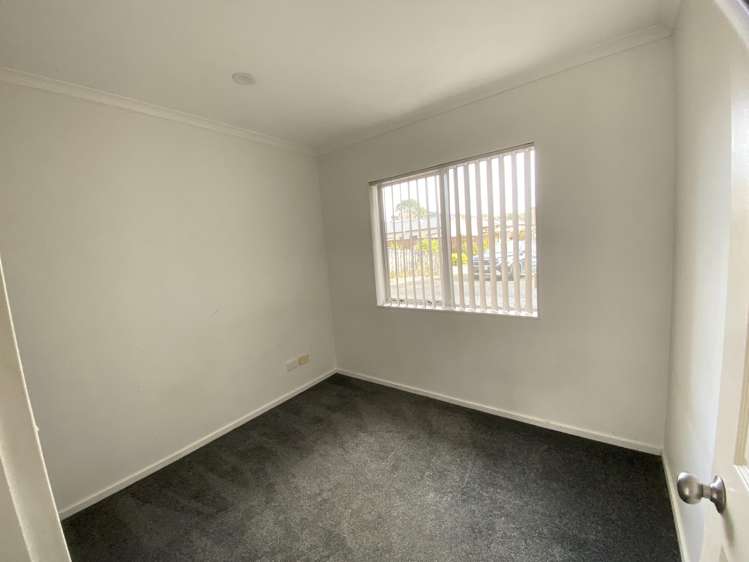 12 Titchmarsh Crescent Flat Bush_5