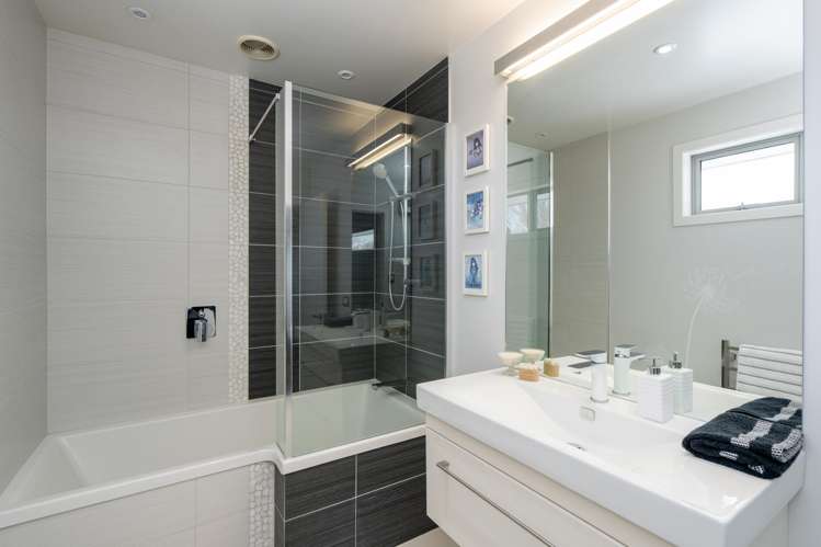 42 Russel Street Gladstone_24