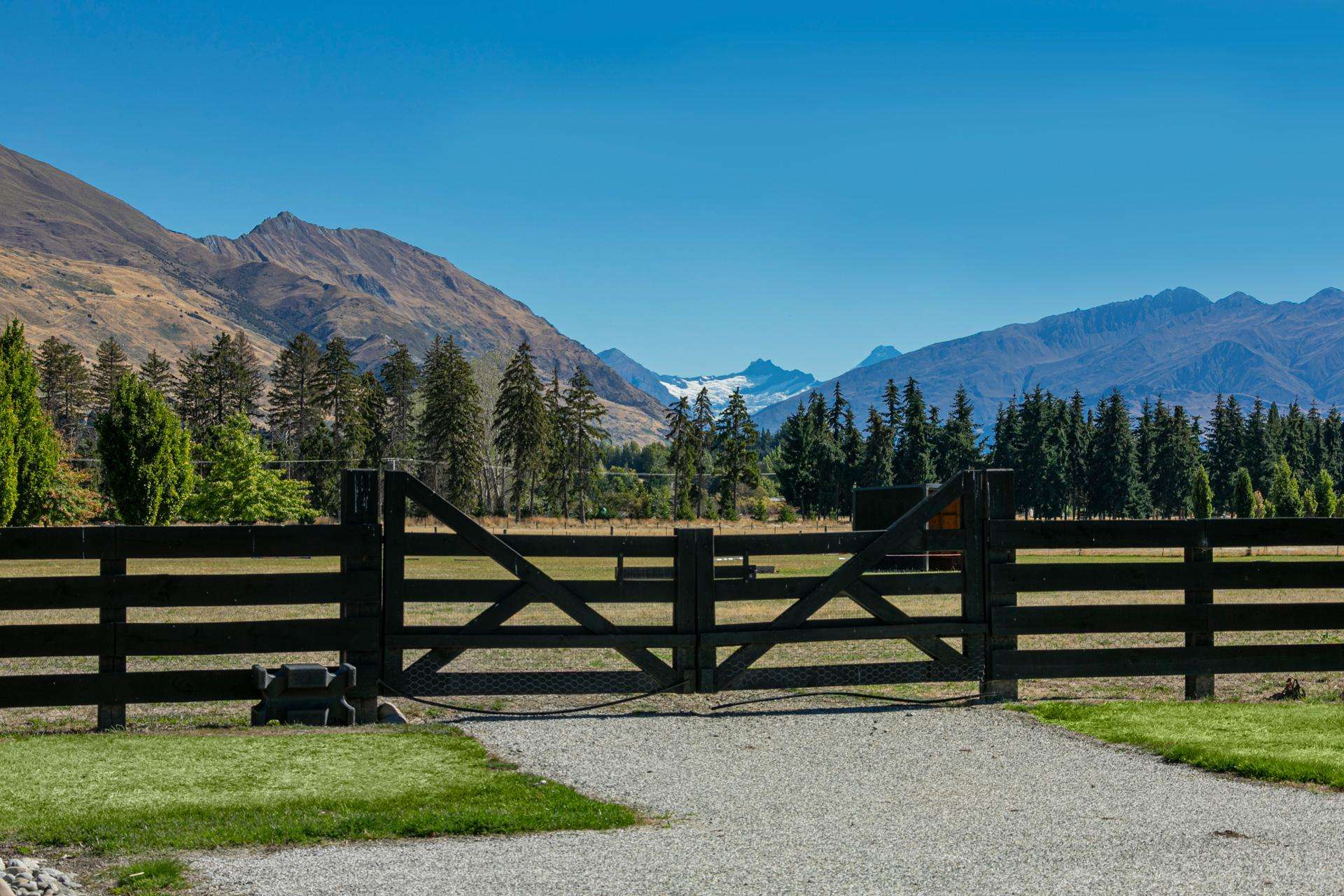 16 Little Orchard Way Wanaka_0
