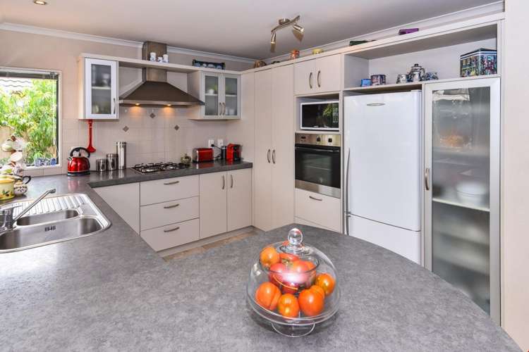 6 Aberdeen Crescent Wattle Downs_12