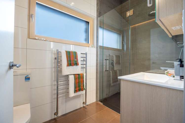 123 Valley Road Waimauku_24