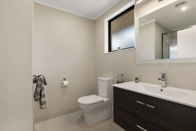 70 Newcastle Street Clyde_12