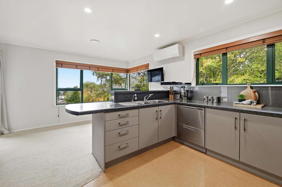 30 Sloane Avenue_2