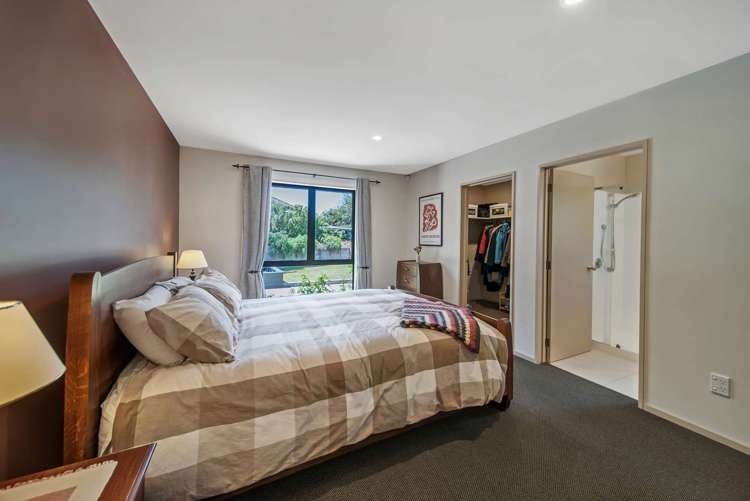 2 Timbers Lane Parklands_23