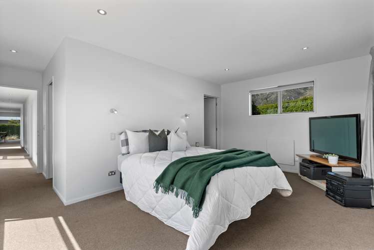5 Nerin Square Dalefield/Wakatipu Basin_13