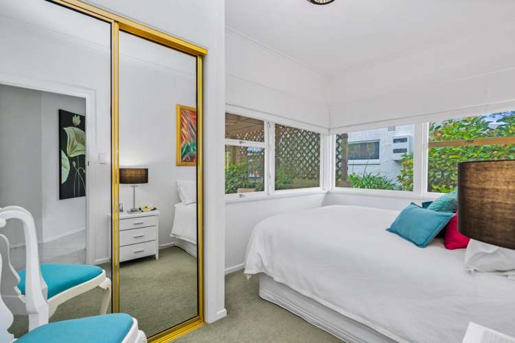 32 Fifth Avenue Avenues_14