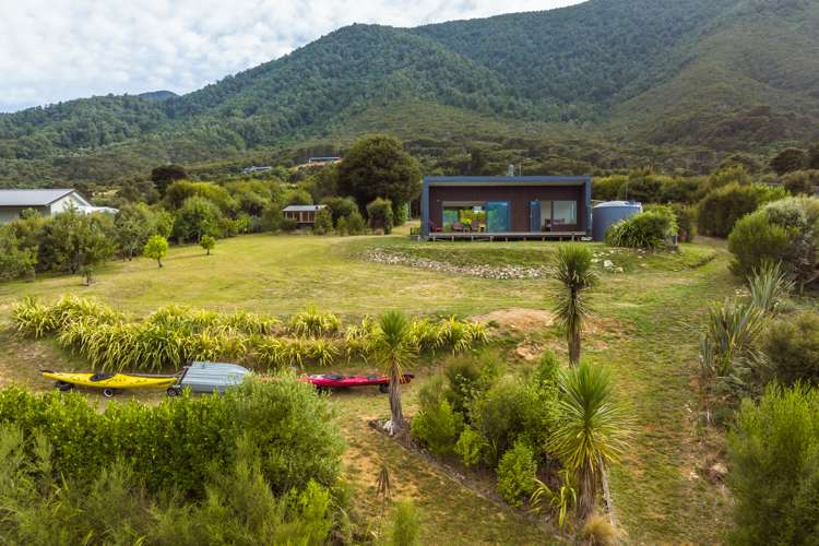 15 Tai Close Kaiuma Bay_2