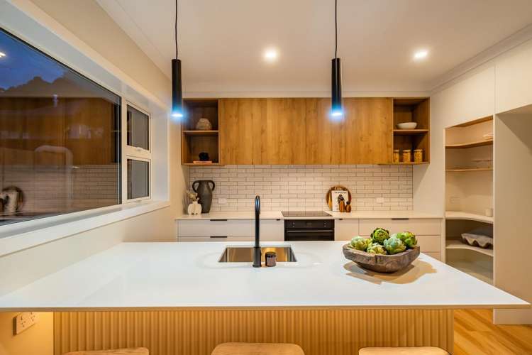 70a Heretaunga Square Silverstream_10