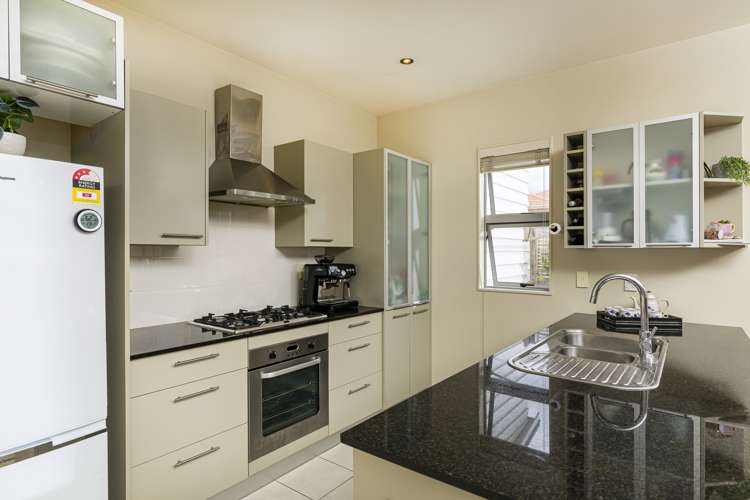 22/40 Scarlet Oak Drive Schnapper Rock_8