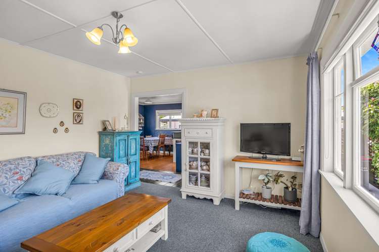 4 Manson Avenue Stoke_9