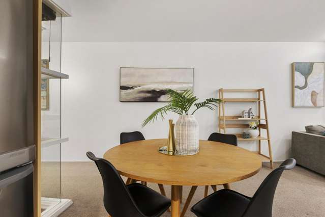IDEAL INNER-CITY RETREAT