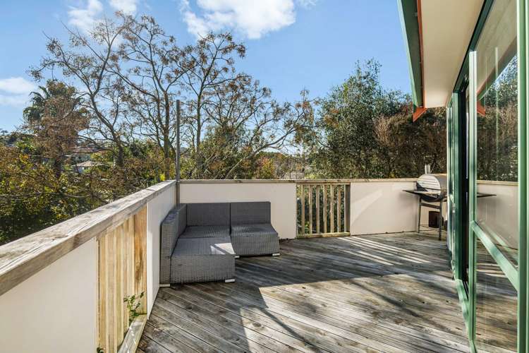 27 Brookvale Park Stanmore Bay_15