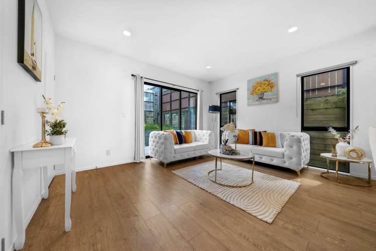 3A Frontier Lane Flat Bush_16