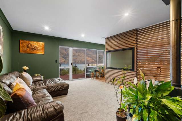 2 Evergreen Place Sunshine Bay_1