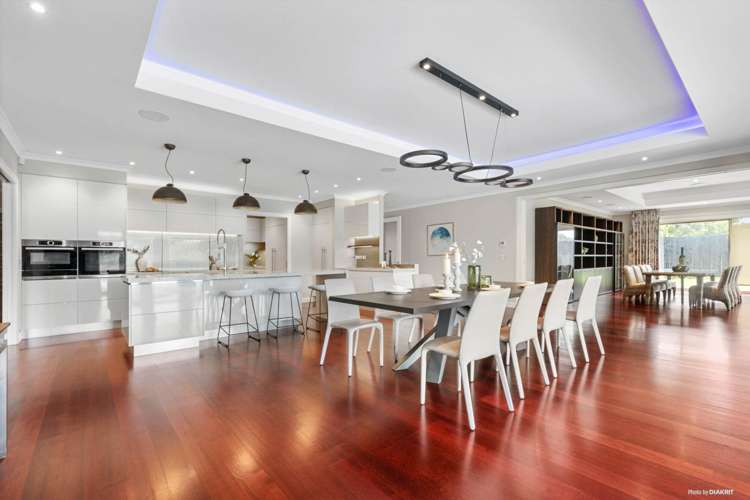 8a Jelas Drive Riverhead_1