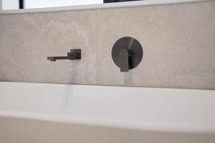 81-97 Otuwairoa Esplanade Papakura_19