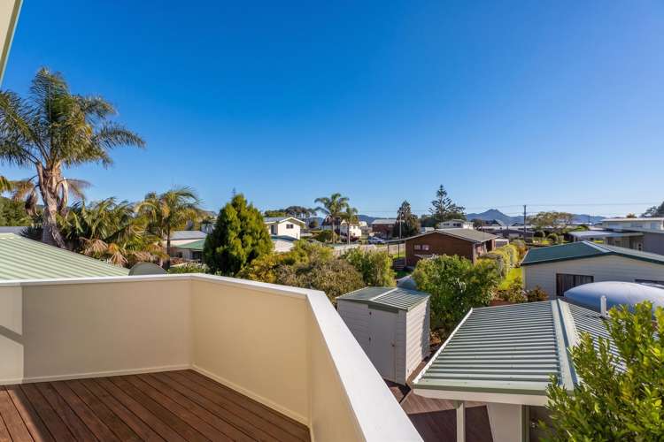 7 Martin Place Cooks Beach_16