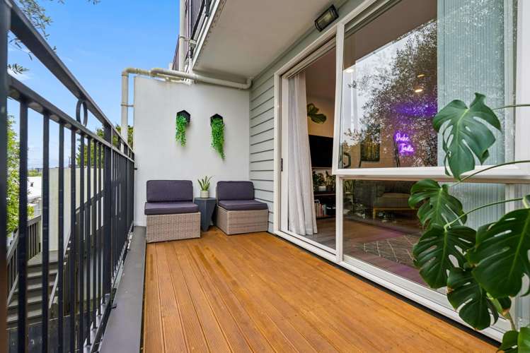 10/6 Islington Avenue New Lynn_12