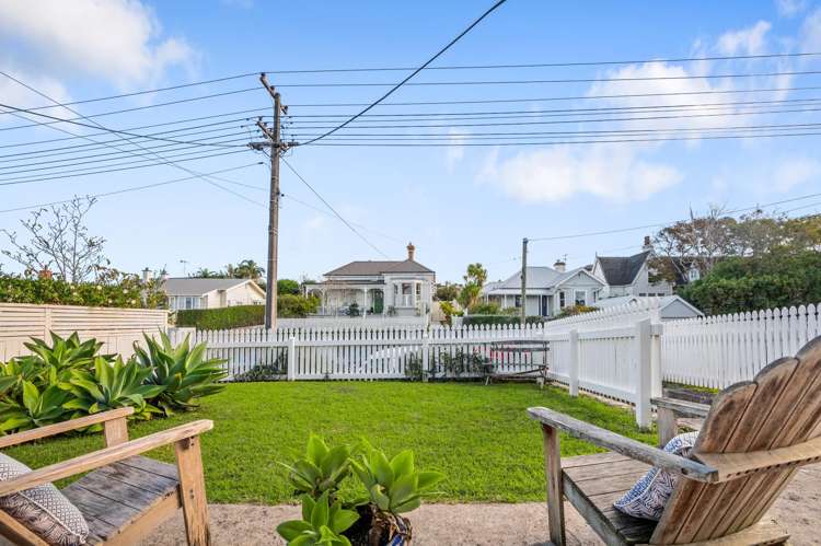 6 Church Street Devonport_14