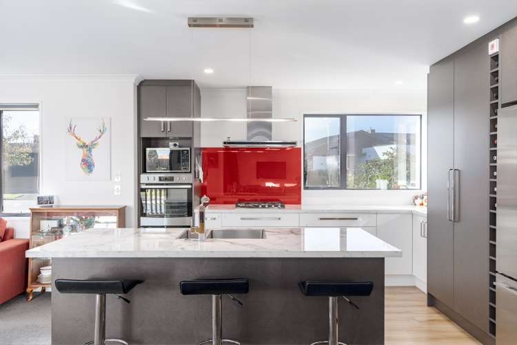 52 Grayshott Avenue Casebrook_5