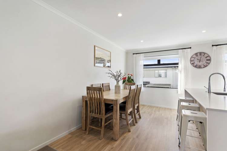 43 Bonnette Road Flat Bush_7