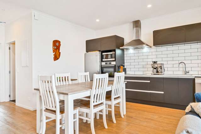 4/2 Frances Bryers Road Hobsonville_3