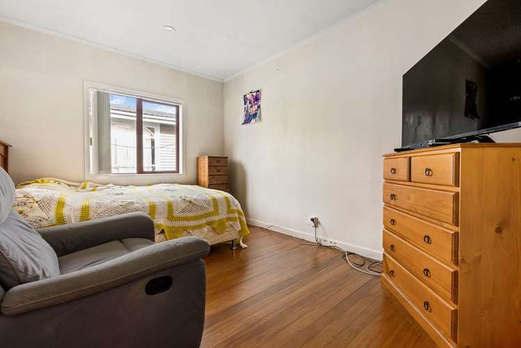 28 Binsted Road New Lynn_11