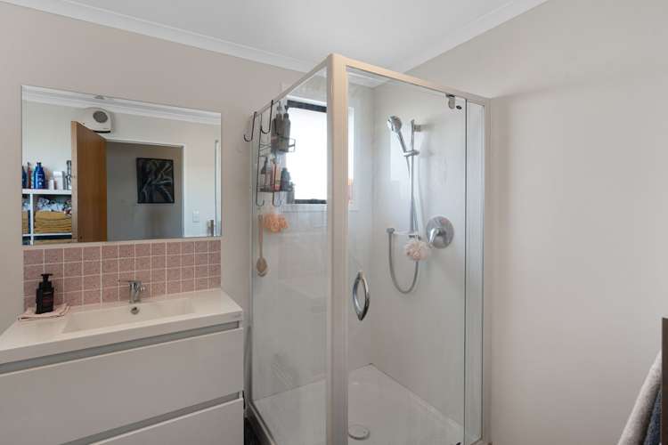 10 Houston Place Allenton_17