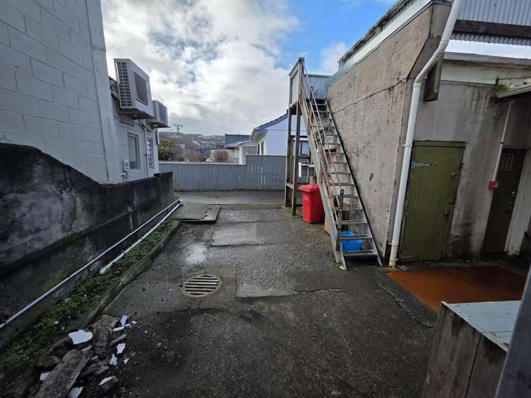Ground/121 Jackson Street Petone_7