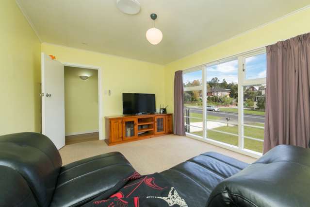 10 Derwent Crescent Titirangi_3