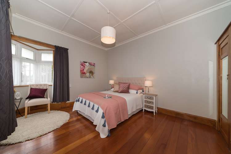 102 Warwick Street Feilding_11