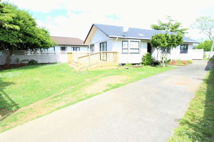 98 Burundi Avenue Clendon Park_11