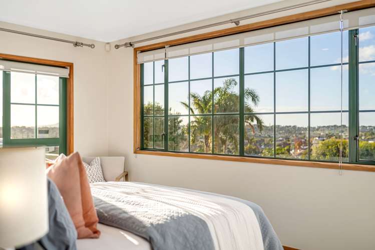 212 Whitford Road Shamrock Park_18