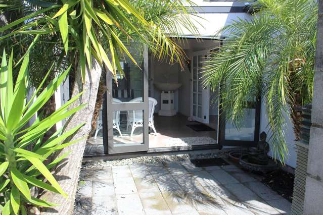 137 The Fairway Matarangi_1