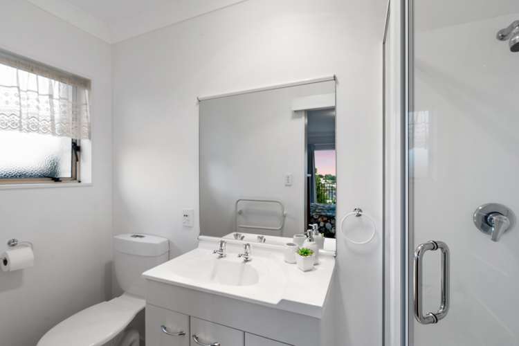 147 Sapphire Drive Hairini_18