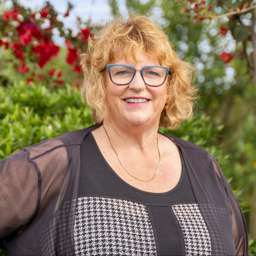 Leigh Ingle