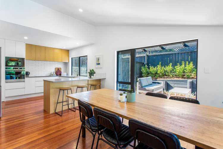 33a Luplau Crescent Cockle Bay_8