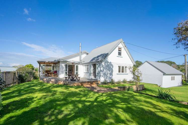 1 Taurikura Street Whangarei Heads_12