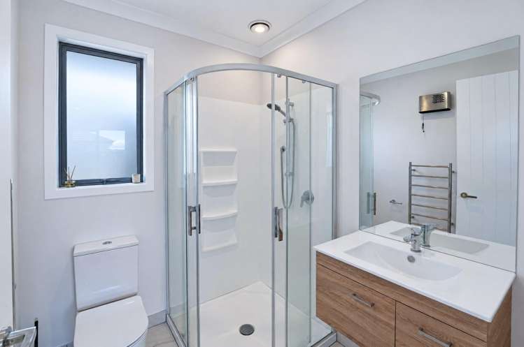5 Upton Lane Richmond_18