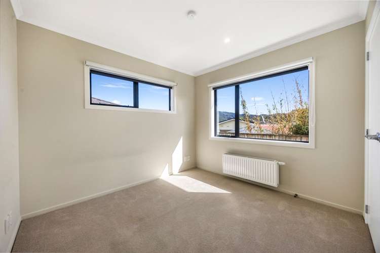 13 Henrietta Maxwell Grove Wainuiomata_12